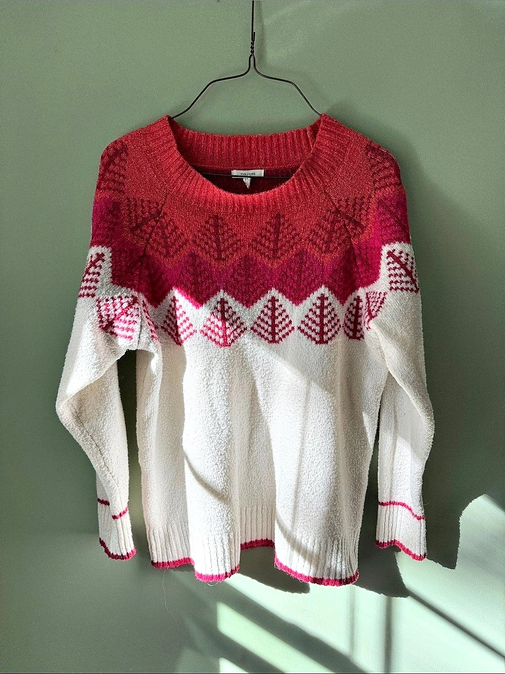 maurices Geometric Sweater in White & Pink Size XL